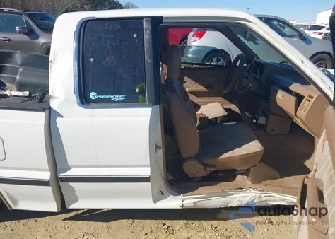 1991 Mazda B2200 Cab Plus z USA, uszkodzony, nr VIN JM2UF3139M0109567